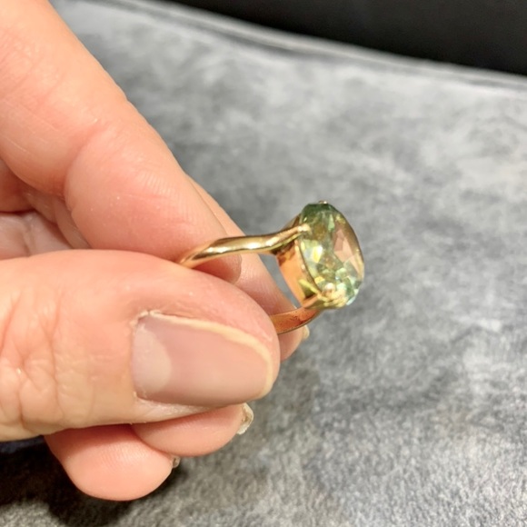 Vintage Natural Green 9.5ct Sapphire 18K Ring - Picture 7 of 7